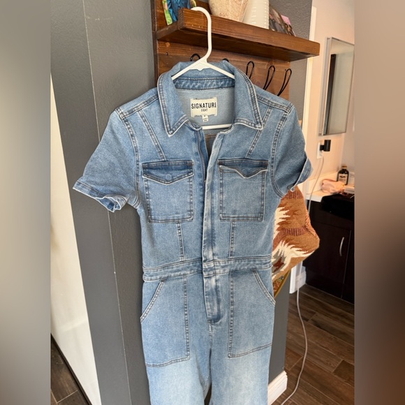 Signature 8 Light Blue Denim jumpsuit size MEDIUM - Picture 4 of 5